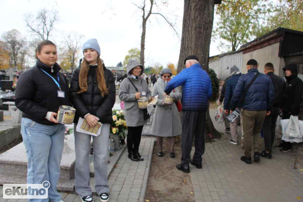 Ponad 8 tys. zł na kweście w Krośniewicach