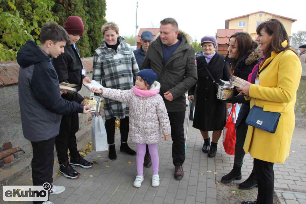 Ponad 8 tys. zł na kweście w Krośniewicach