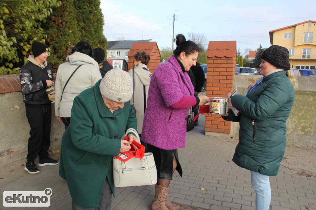 Ponad 8 tys. zł na kweście w Krośniewicach