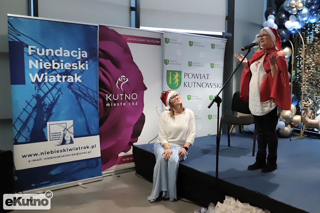 12 Niebieskie Mikołajki