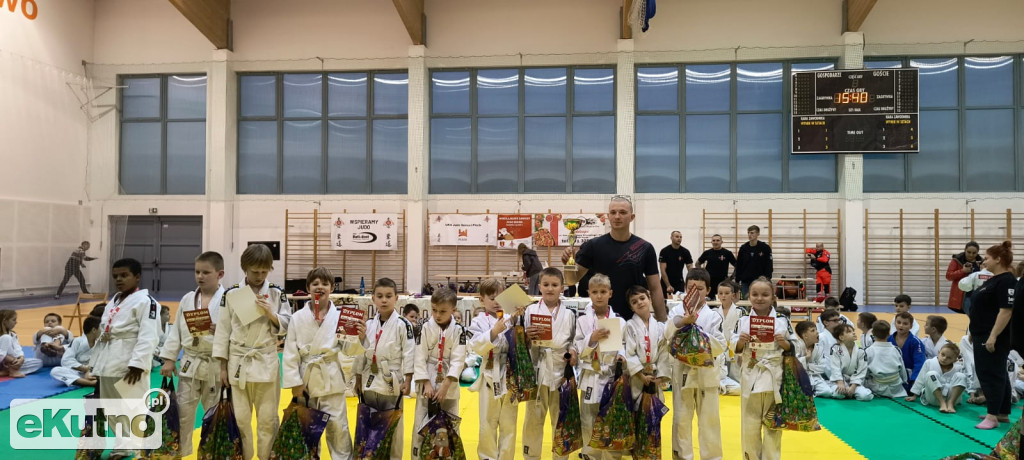 Judocy w mikołajkowych zawodach