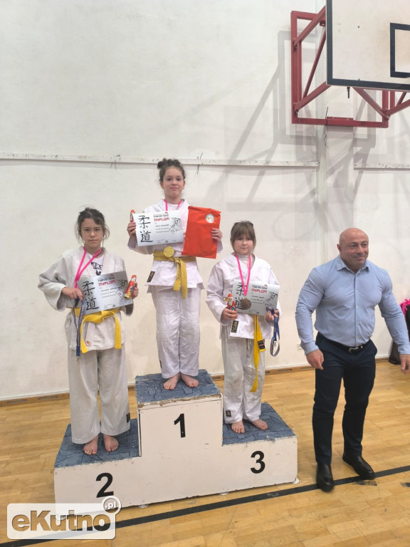 Judocy w mikołajkowych zawodach