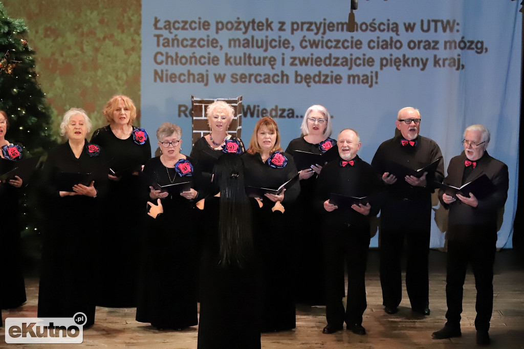 Zakończenie roku akademickiego Uniwersytetu Trzeciego Wieku w Kutnie