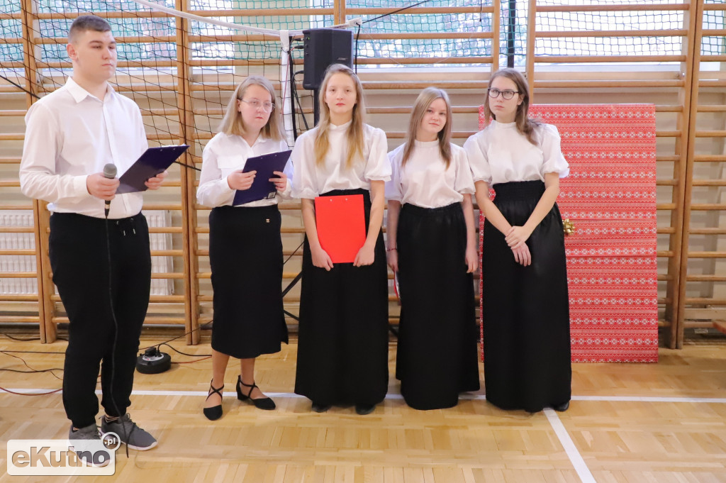 Hej kolęda, kolęda w Kutnie. Uczniowie Ośrodka nr 1 przygotowali jasełka