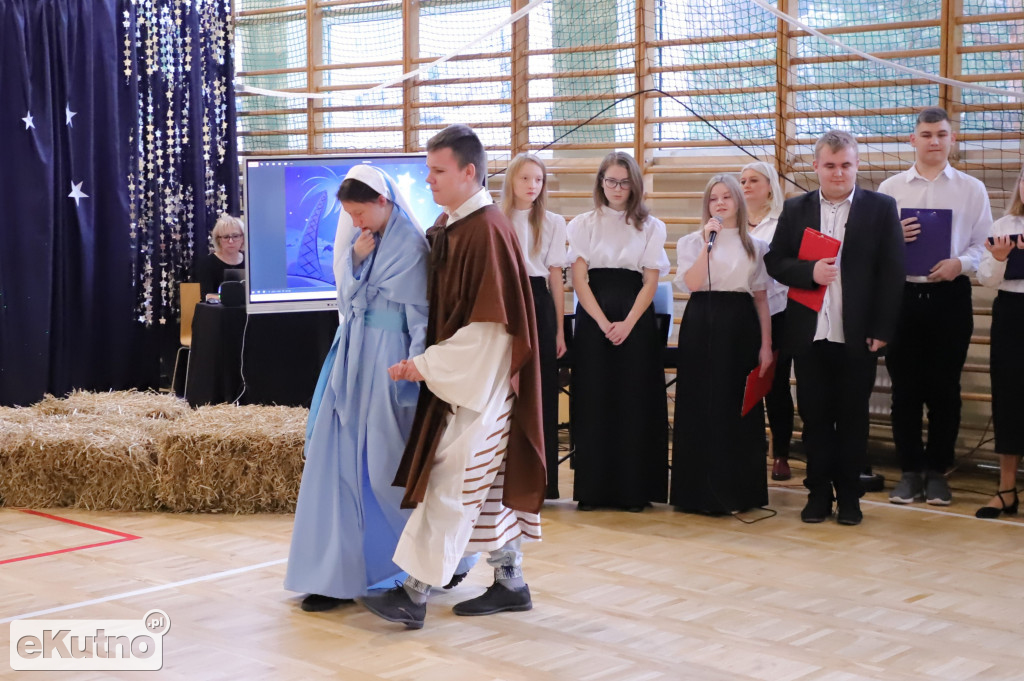 Hej kolęda, kolęda w Kutnie. Uczniowie Ośrodka nr 1 przygotowali jasełka