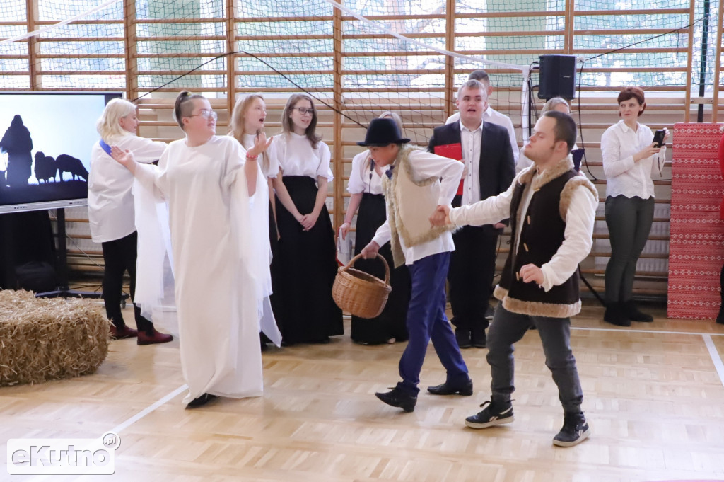 Hej kolęda, kolęda w Kutnie. Uczniowie Ośrodka nr 1 przygotowali jasełka