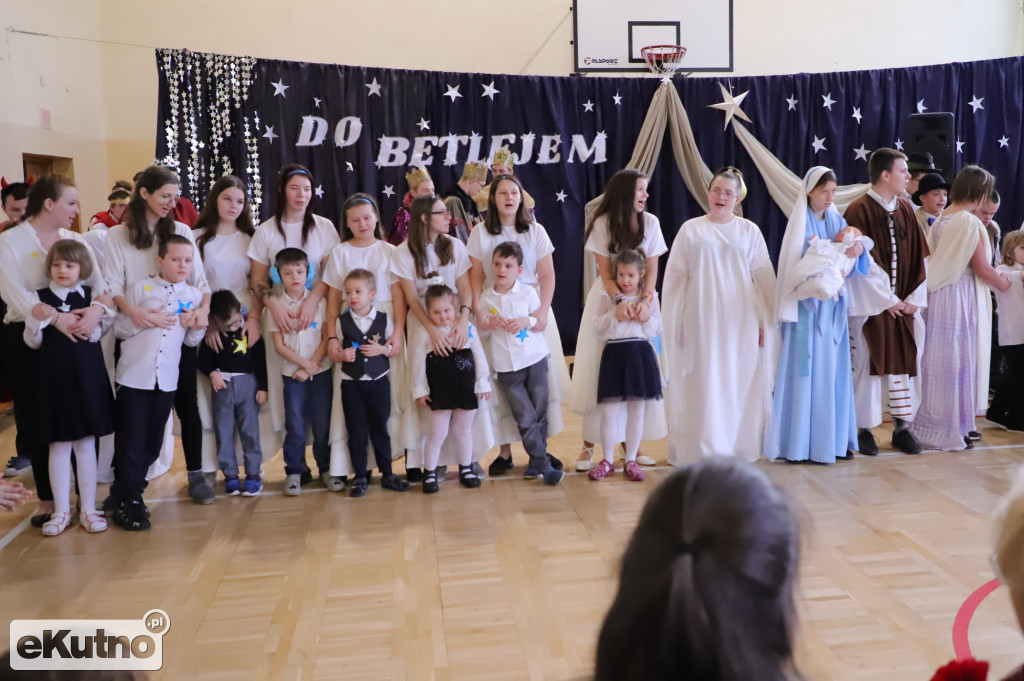 Hej kolęda, kolęda w Kutnie. Uczniowie Ośrodka nr 1 przygotowali jasełka