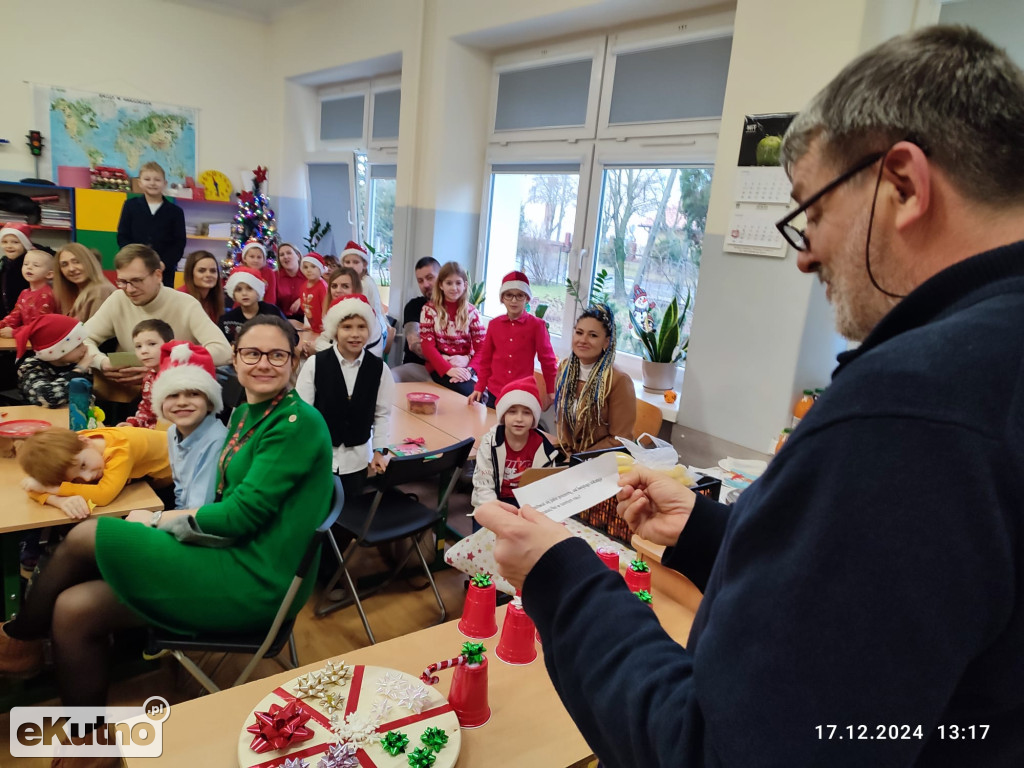 Klasowe Wigilie i Jasełka w Szkole Podstawowej nr 6 w Kutnie