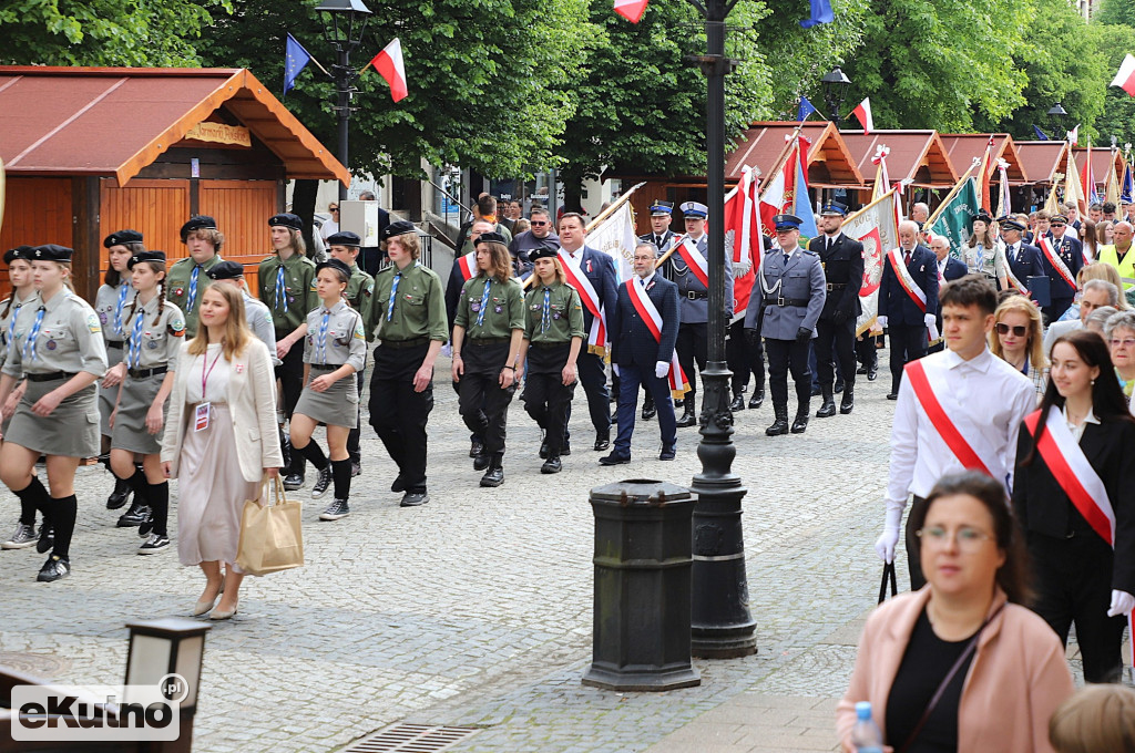 3 maja w Kutnie przed południem