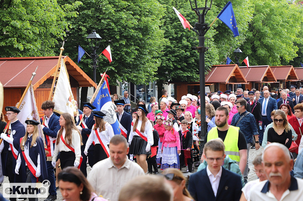 3 maja w Kutnie przed południem