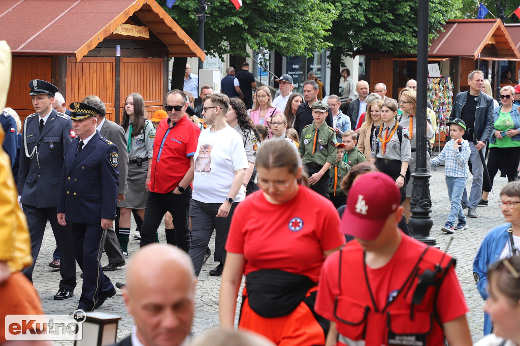 3 maja w Kutnie przed południem