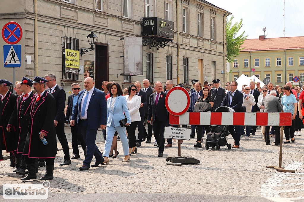 3 maja w Kutnie przed południem