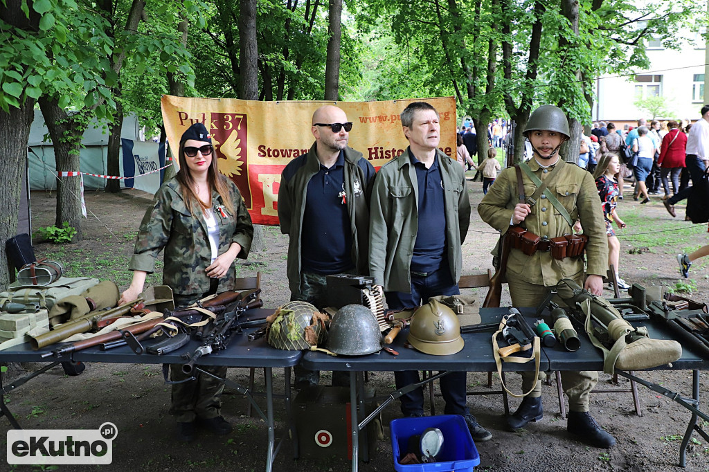3 maja w Kutnie przed południem