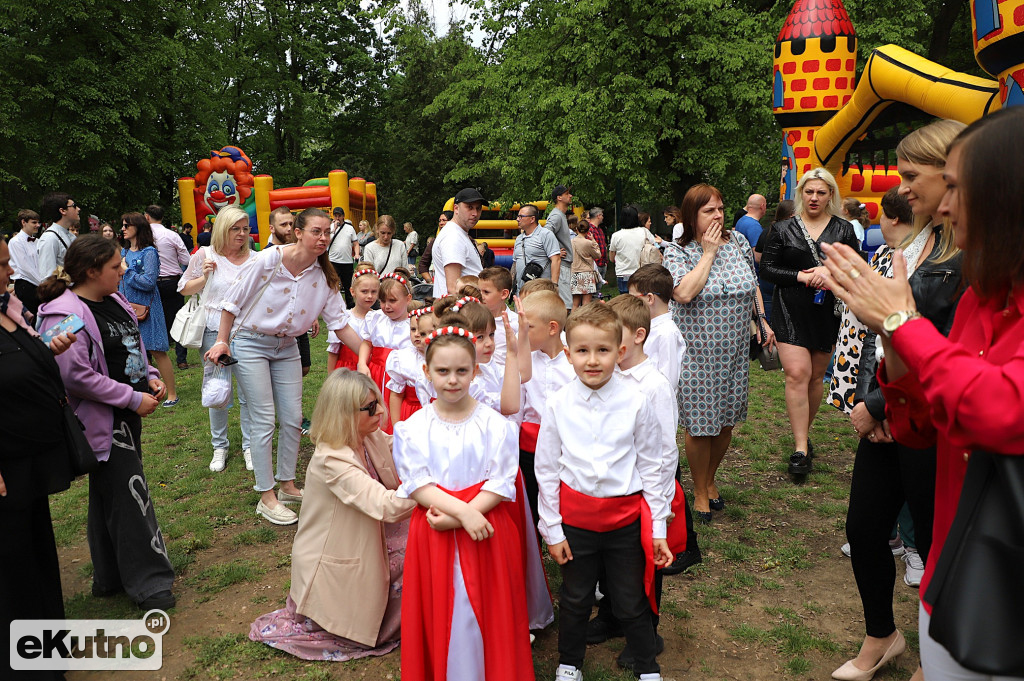 3 maja w Kutnie przed południem