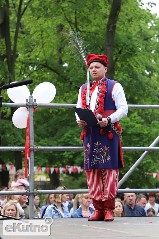 3 maja w Kutnie przed południem