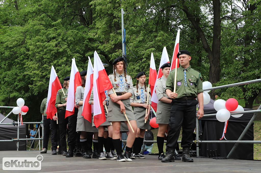 3 maja w Kutnie przed południem