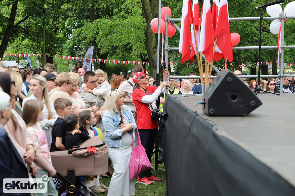 3 maja w Kutnie przed południem