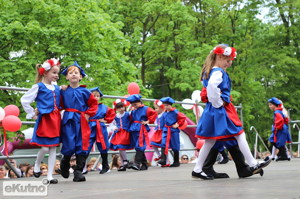3 maja w Kutnie przed południem