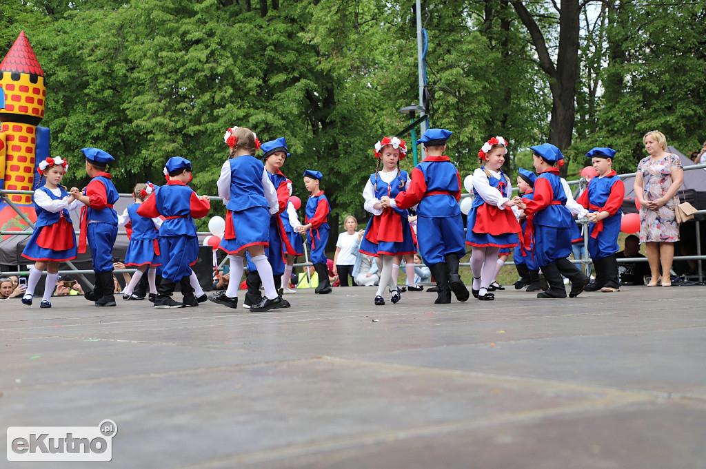 3 maja w Kutnie przed południem
