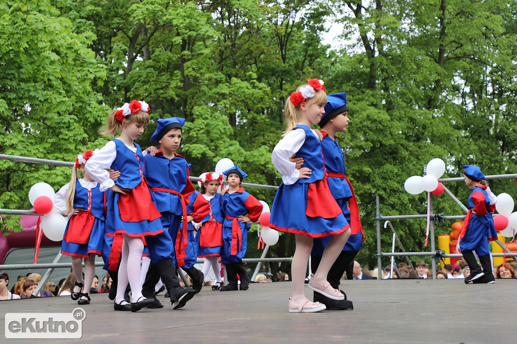 3 maja w Kutnie przed południem