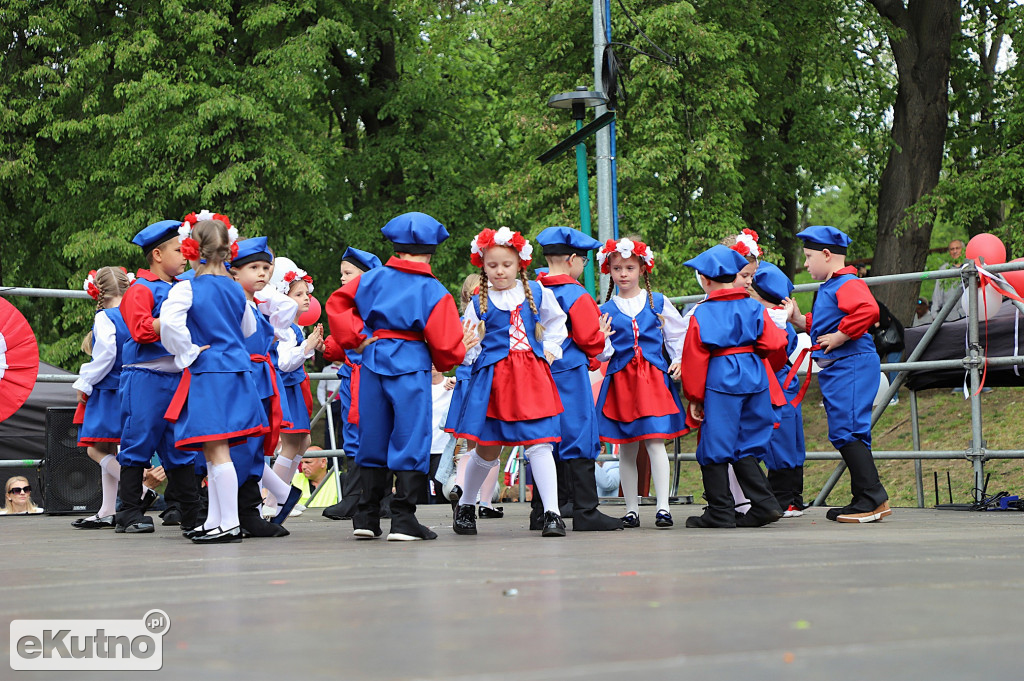 3 maja w Kutnie przed południem