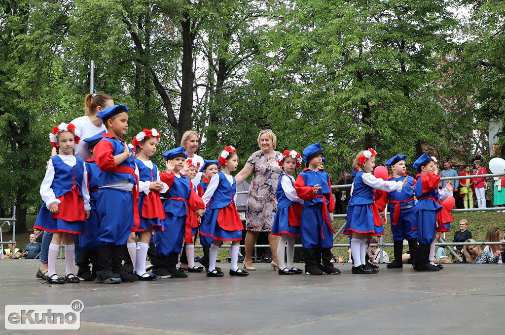 3 maja w Kutnie przed południem