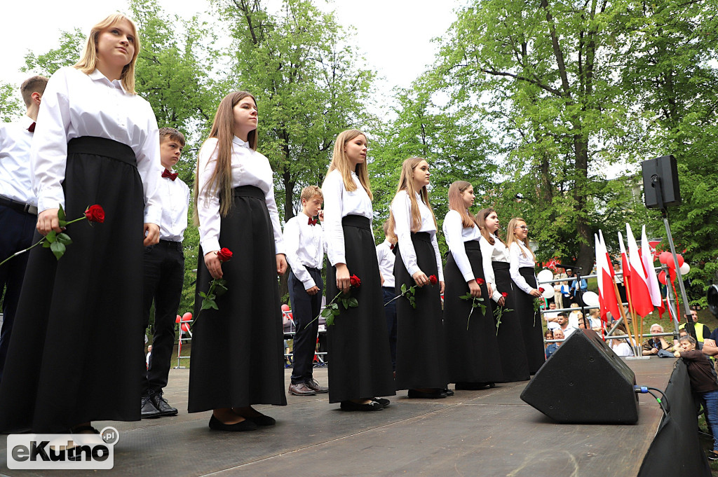 3 maja w Kutnie przed południem