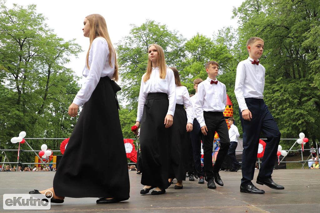 3 maja w Kutnie przed południem