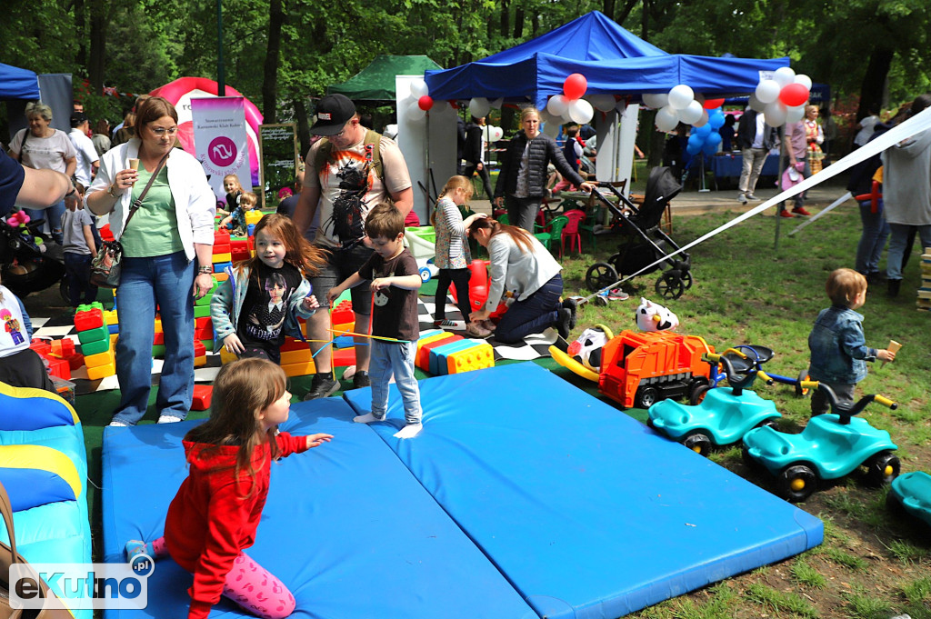 3 maja w Kutnie przed południem