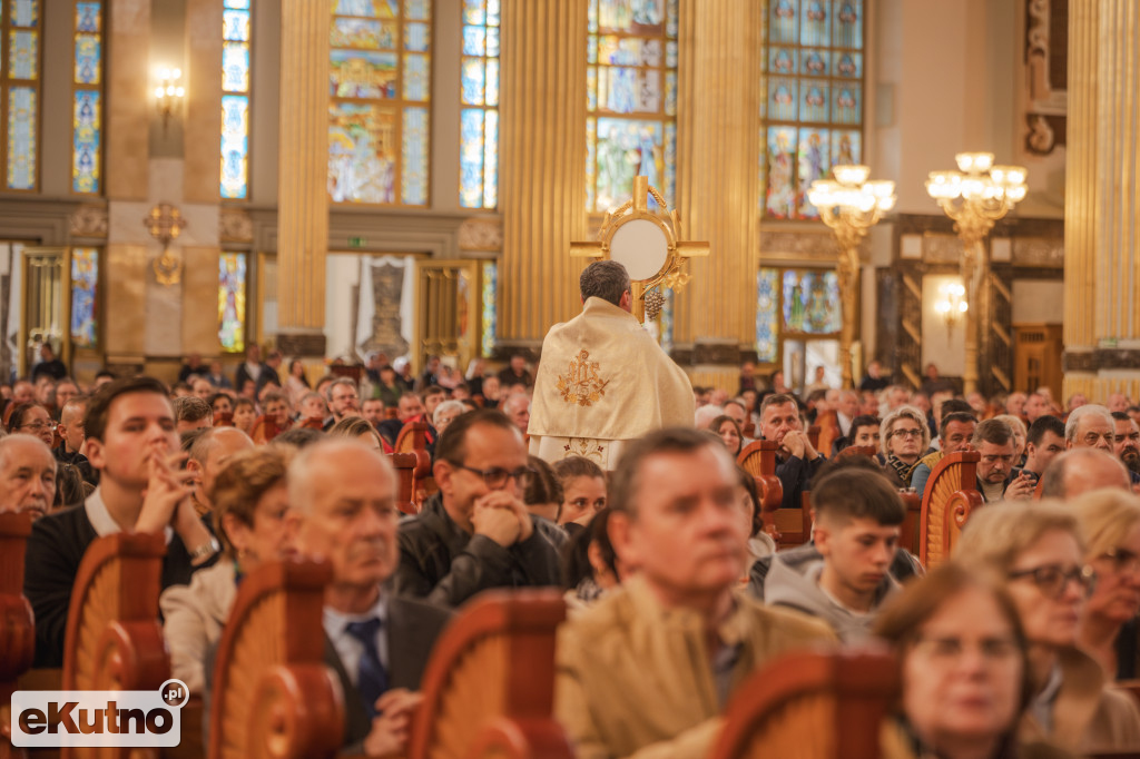 Niesieni na skrzydłach nadziei