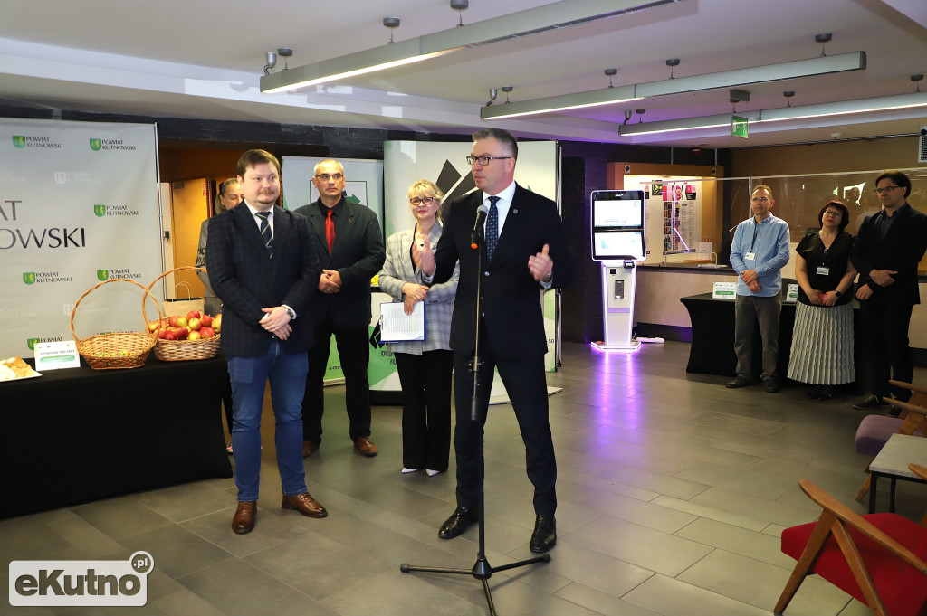 IX Powiatowe Targi Pracy 2025