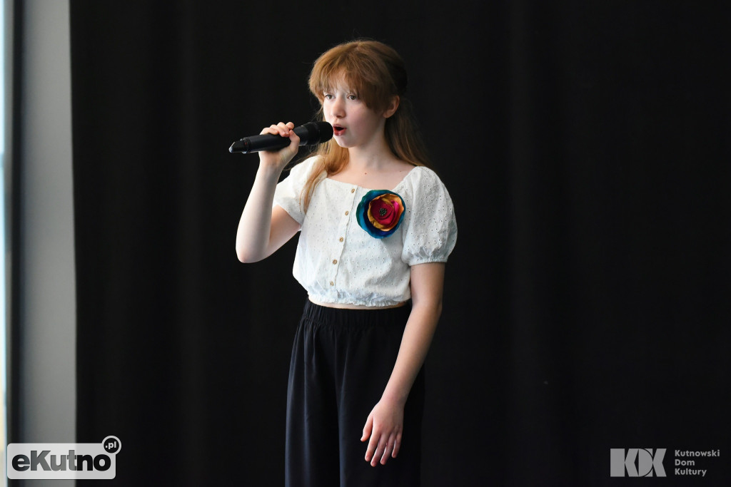 IV Festiwal Twórczości Niedorosłe piosenki