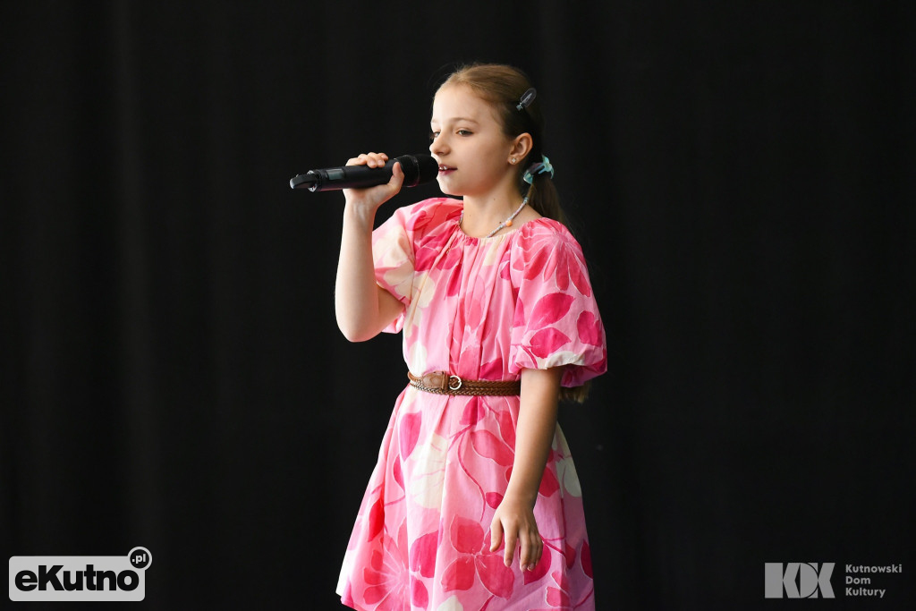 IV Festiwal Twórczości Niedorosłe piosenki