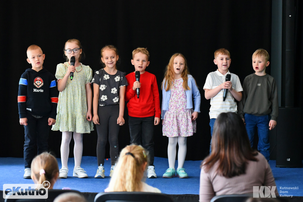 IV Festiwal Twórczości Niedorosłe piosenki