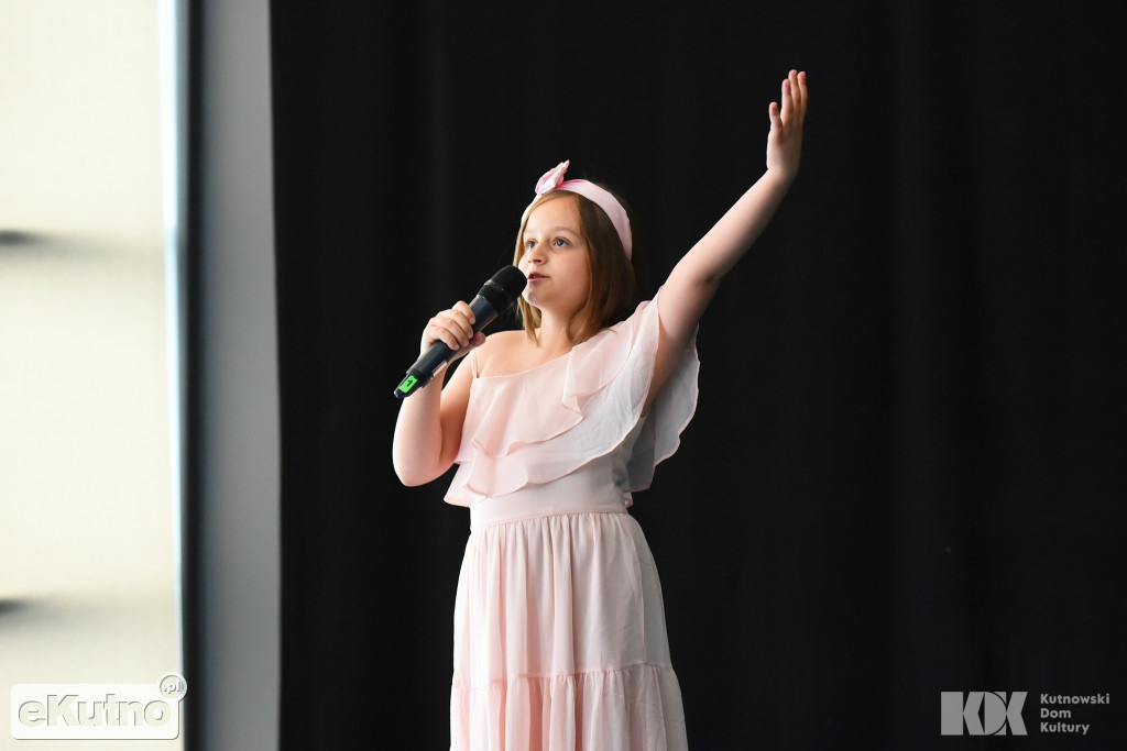 IV Festiwal Twórczości Niedorosłe piosenki