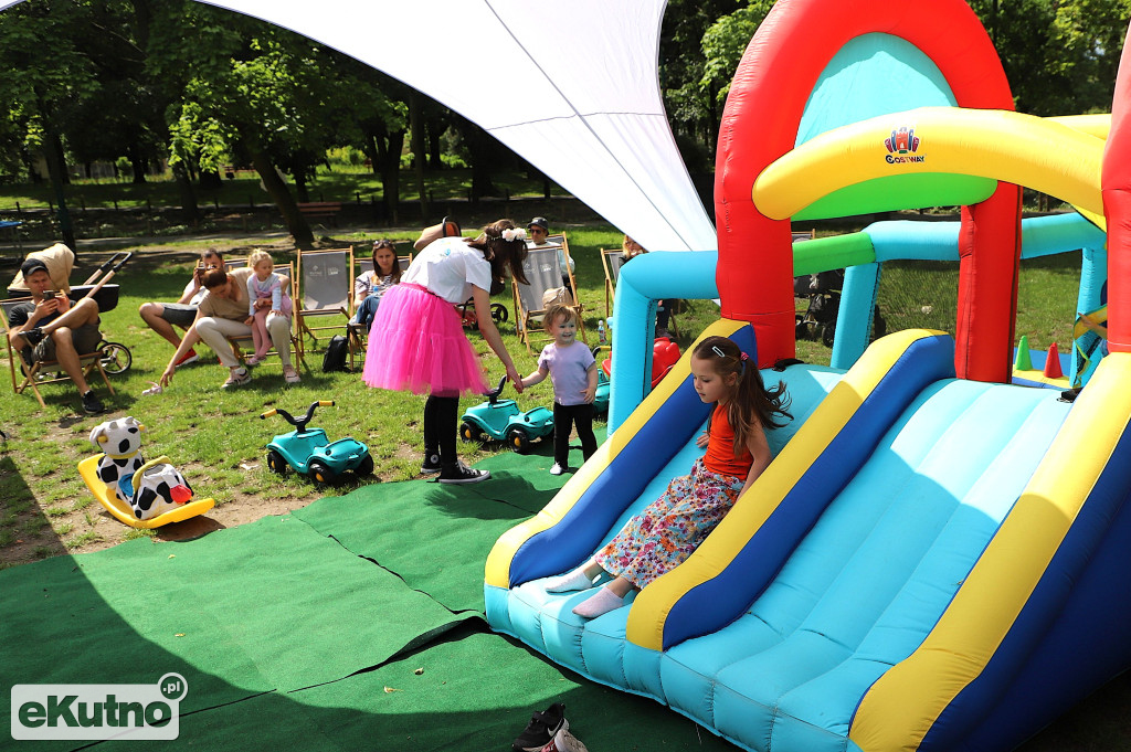 Piknik wśród róż w centrum Kutna