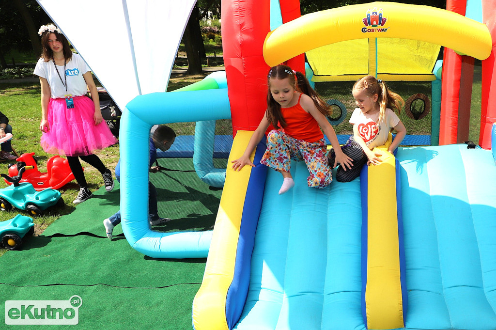 Piknik wśród róż w centrum Kutna