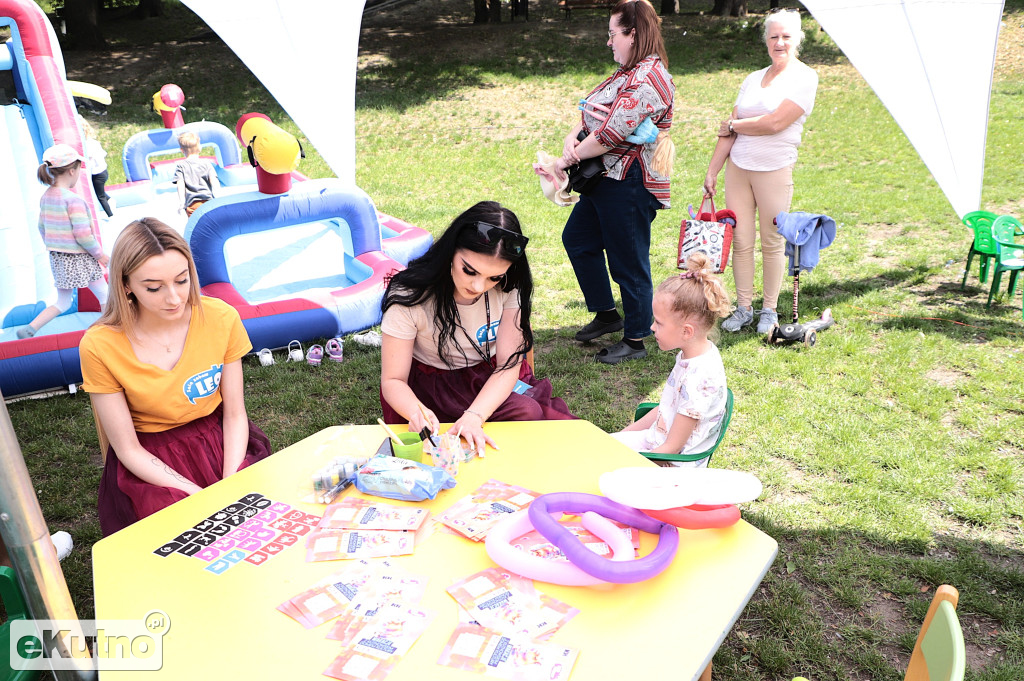 Piknik wśród róż w centrum Kutna