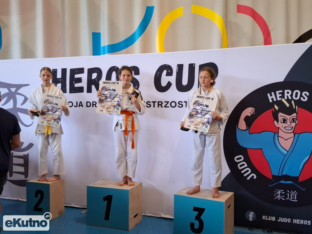 Judocy IPPON MDK Kutno z medalami