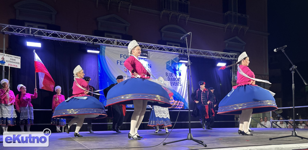 Zespół Pieśni i Tańca z Kutna we Włoszech