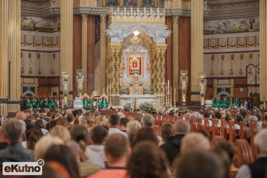 Dziękczynienie maturzystów i świadectwo żywej wiary