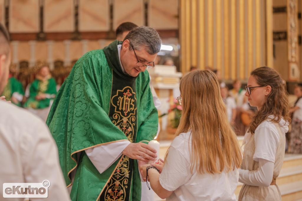 Dziękczynienie maturzystów i świadectwo żywej wiary