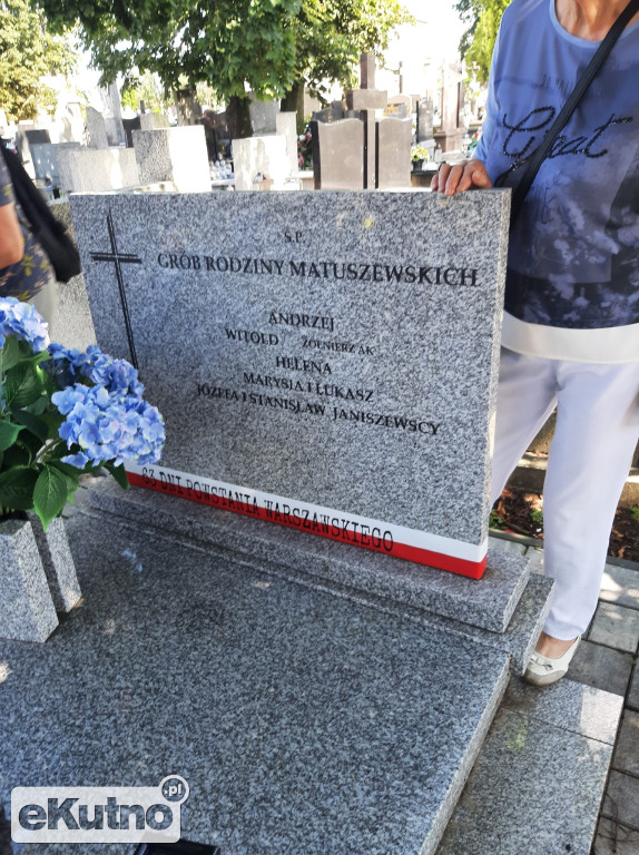 Pamięć i szarfy powstańcze