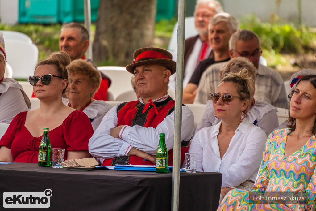 V Złota Leszczyna w Gminie Kutno