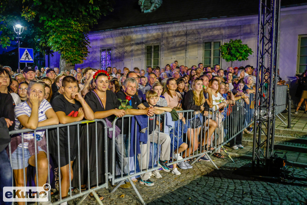 Otwarcie 51. Święta Róży i pokaz Ulotność