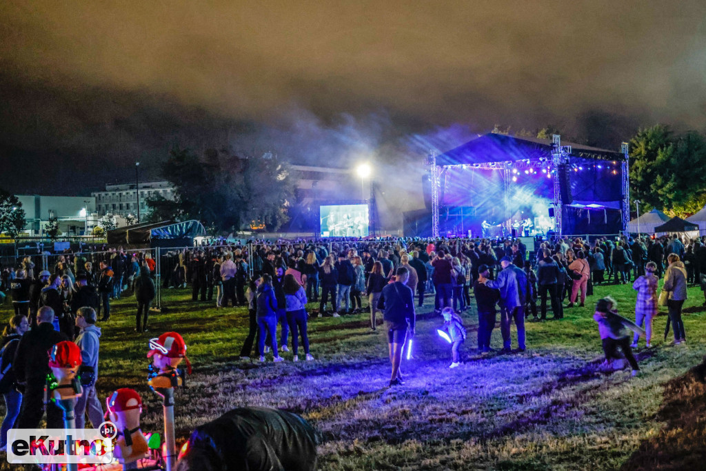 Folklove Brathanki na Święcie Róży