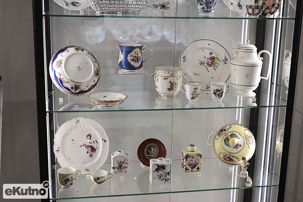 Wystawa porcelany w Pałacu Saskim