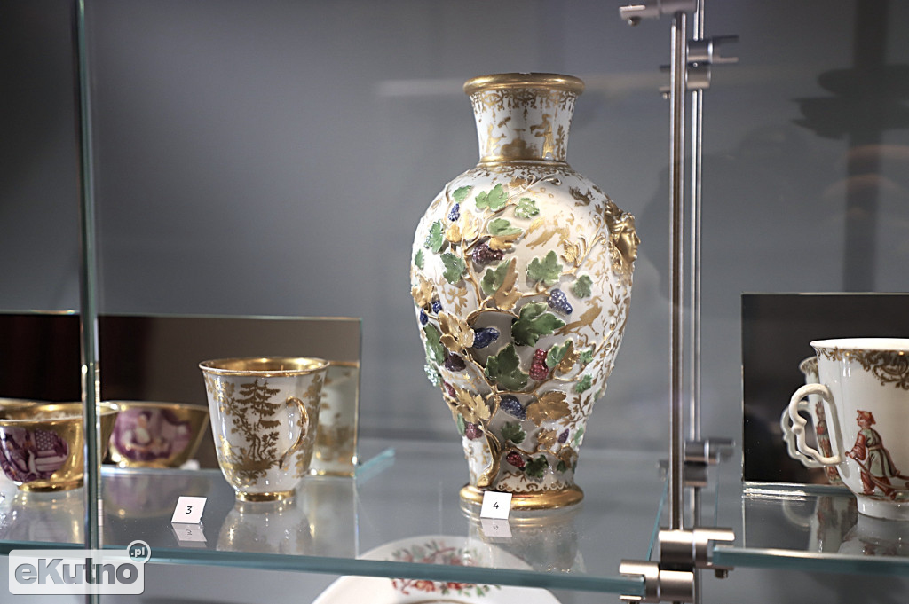 Wystawa porcelany w Pałacu Saskim