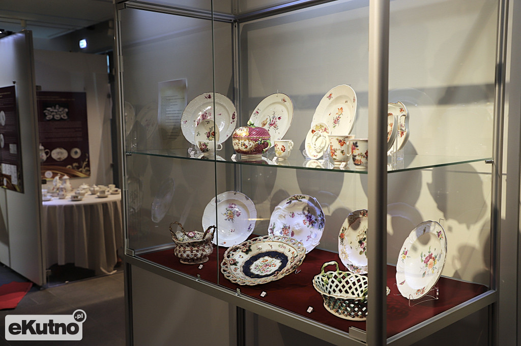 Wystawa porcelany w Pałacu Saskim