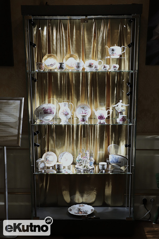 Wystawa porcelany w Pałacu Saskim